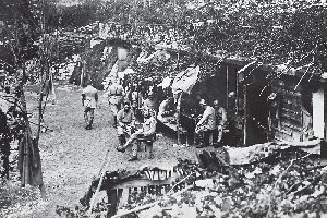 Altipiano di Asiago, 12.10.1918. Comando di un Reggimento francese a Cima Echar
