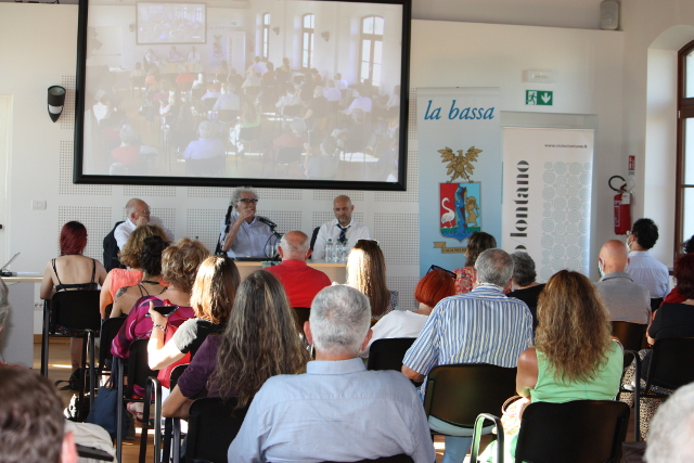 Sala durante intervento Carlo Ginzburg