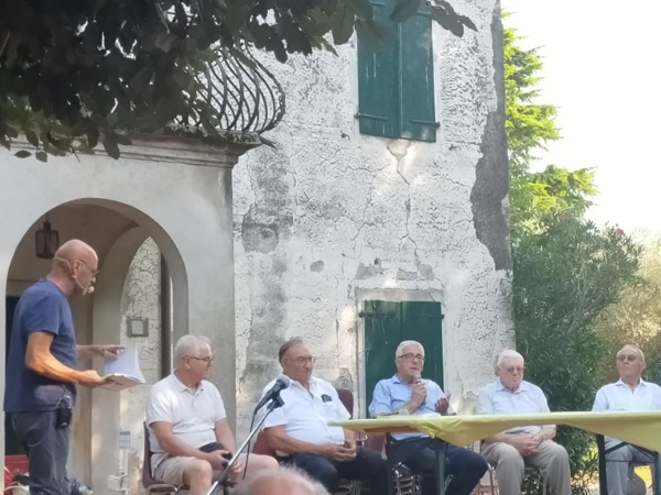 Roberto Tirelli Presenta il Libro Le Cernide a Flambro