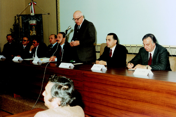 Il presidente della regione Antonio Comelli durante il suo intervento