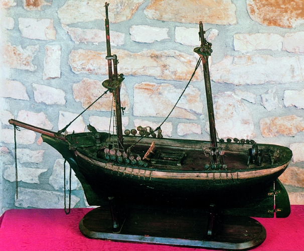 Ex voto marinanaresco in mostra presso il santuario della B.V. delle Grazie di Sabbionera