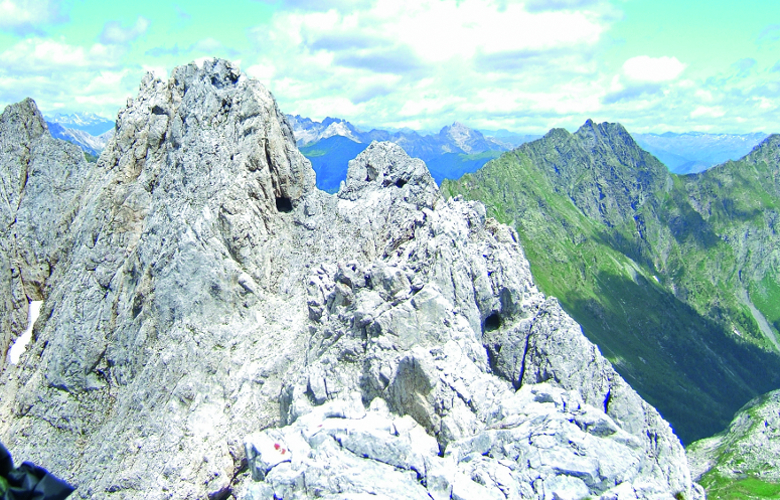Fortificazioni e caverne nel Cjadenis