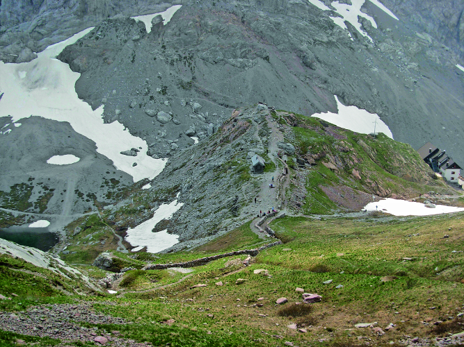 Trincea vista da una cima
